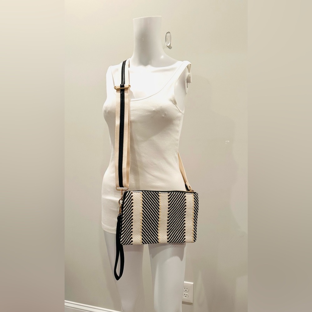 Convertible crossbody purse
